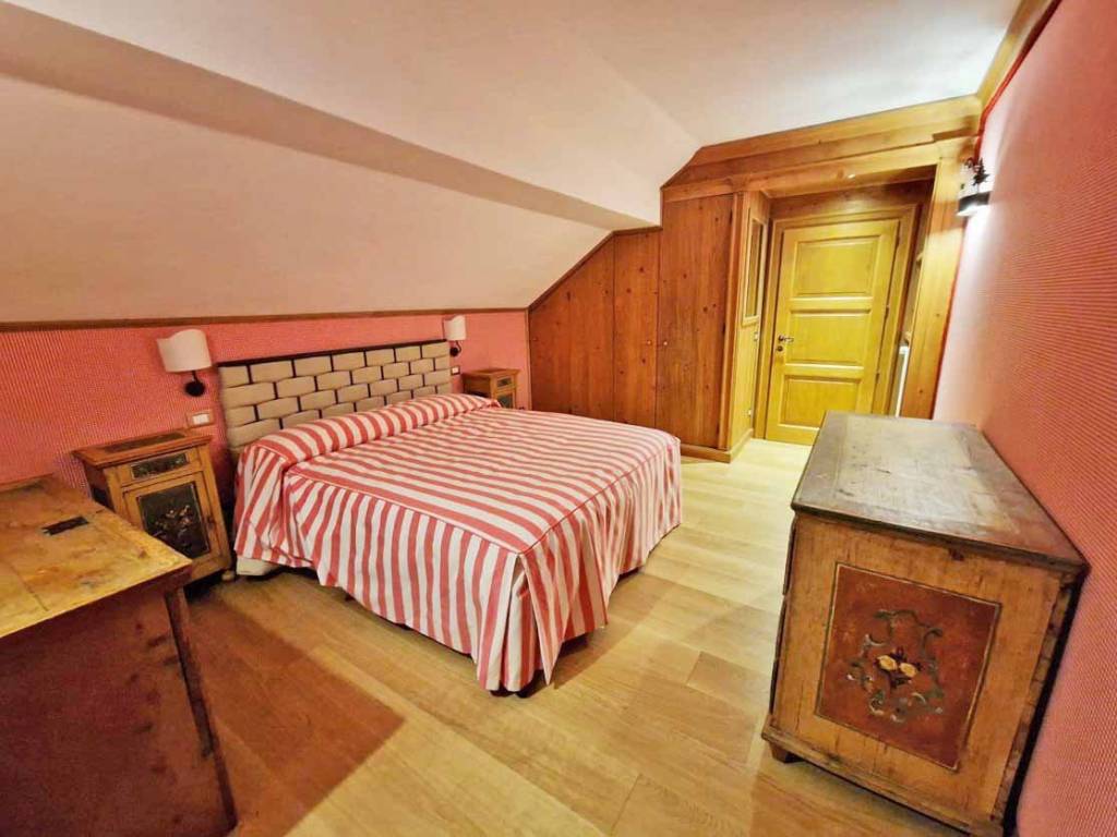 Villa a Cortina d'ampezzo in Via Cantore, 36 - Foto 3