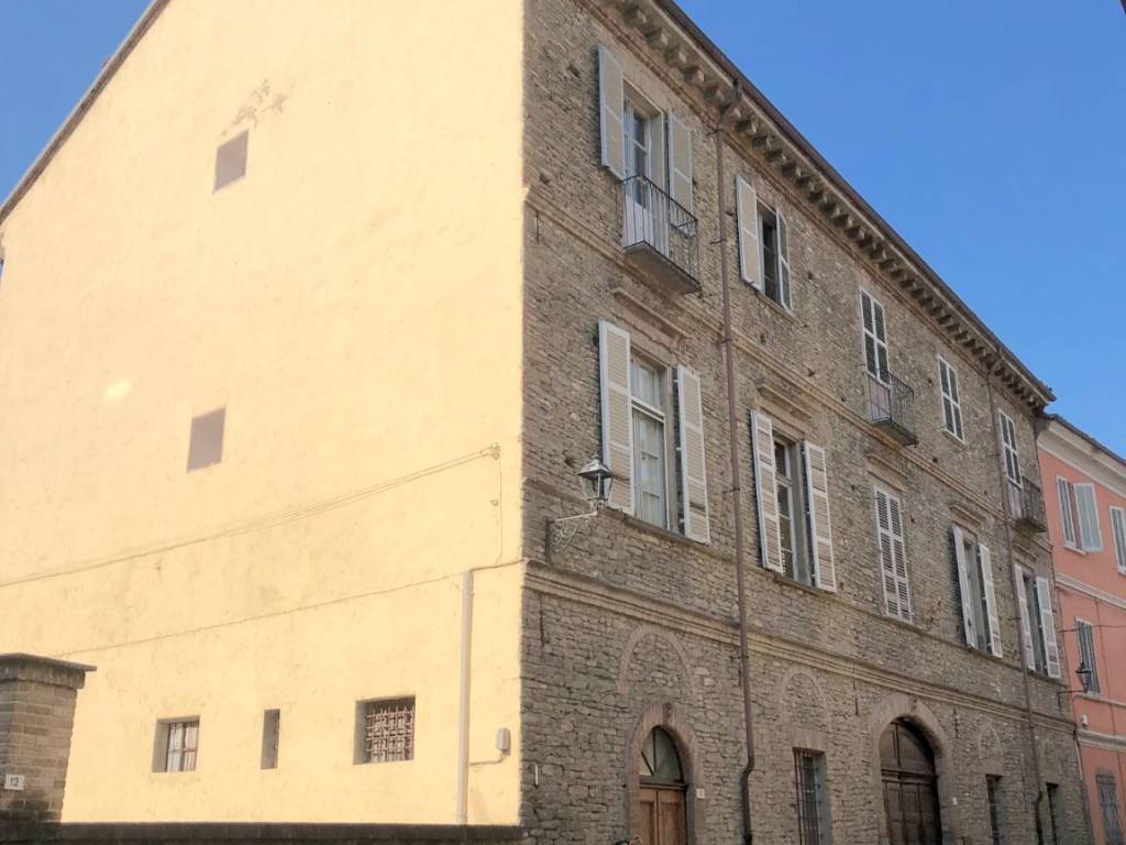 Villa a Canelli in Via Massimo d'Azeglio, 12 - Foto 2