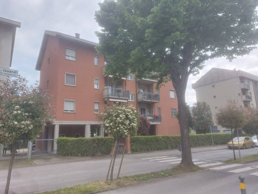 Appartamento a Savigliano in Corso Lazzaro Isoardi - Foto 2