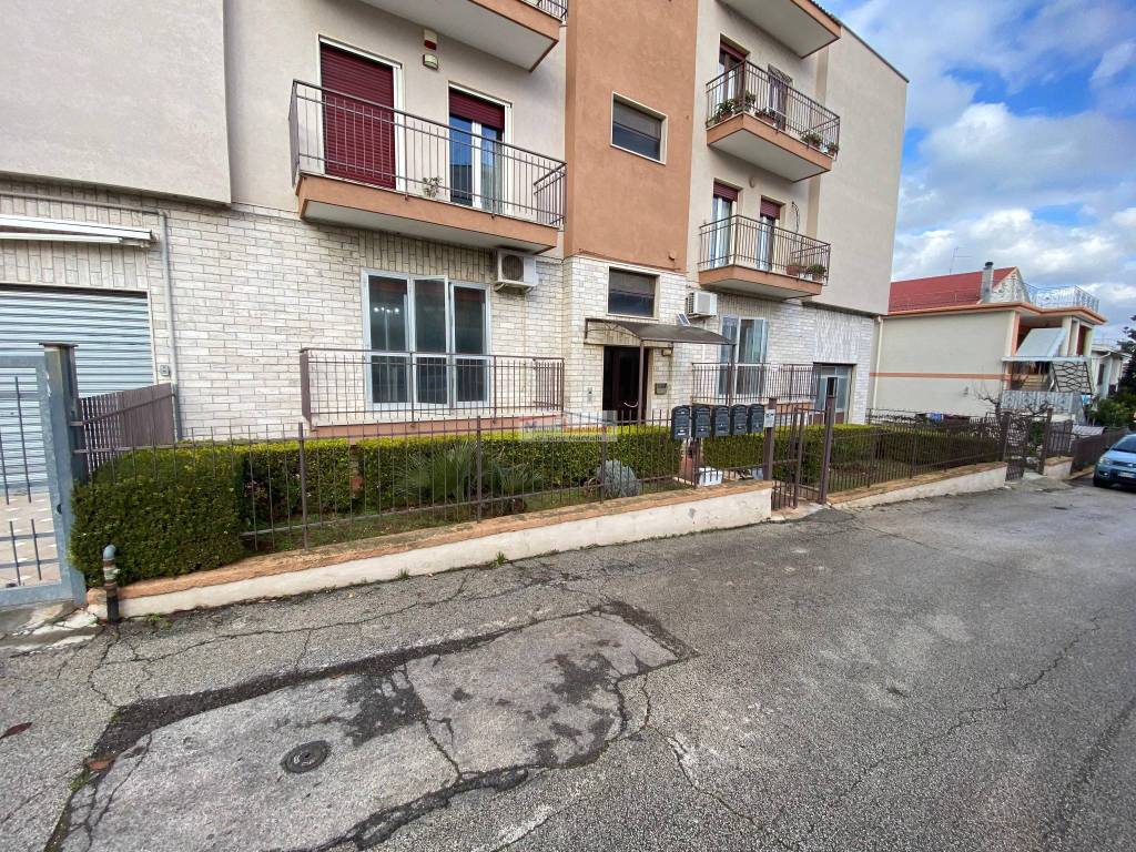 Appartamento a Cassano delle murge in Via Cristoforo Colombo - Foto 2