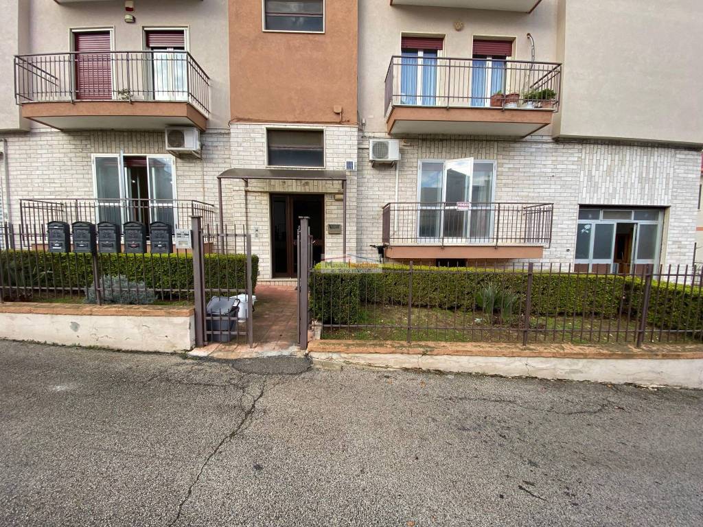 Appartamento a Cassano delle murge in Via Cristoforo Colombo - Foto 4