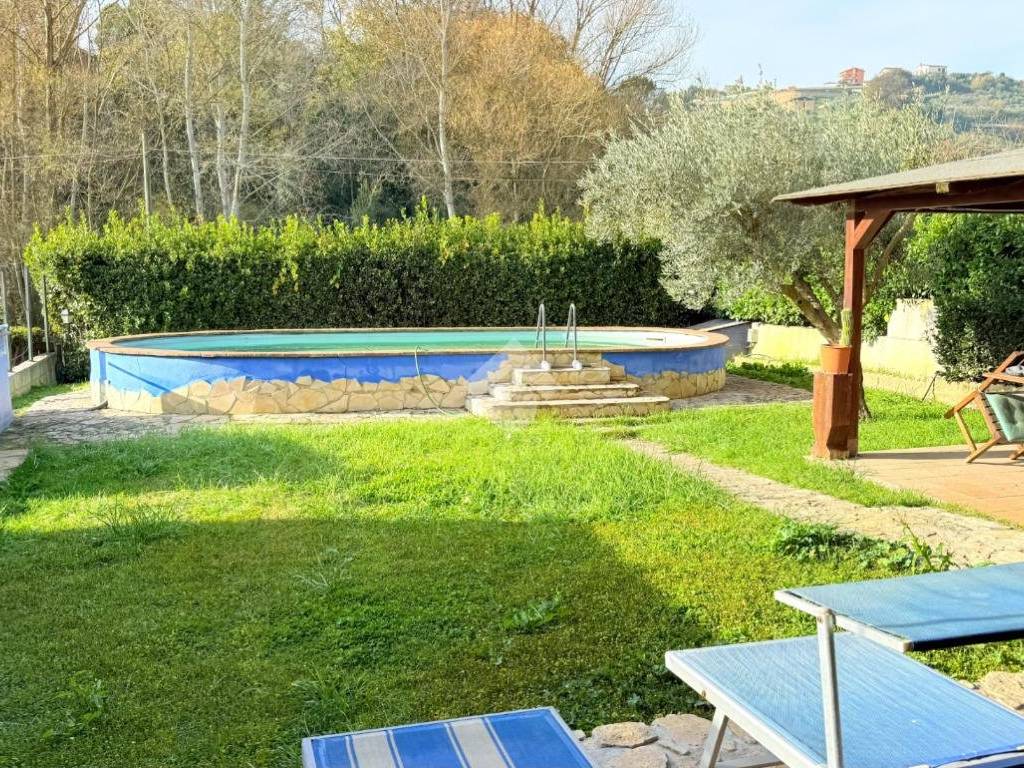 Villa a Capena in VIA PORTOGALLO, 3 - Foto 2