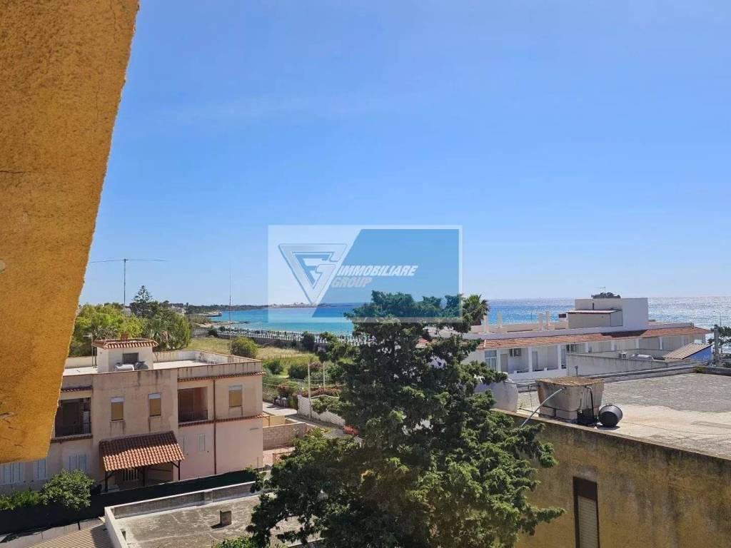 Villa a Noto in Via C. di Martino - Foto 4