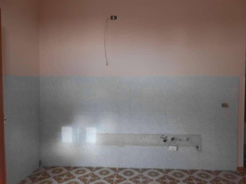 Appartamento a Mondragone in Via XI Febbraio - Foto 3