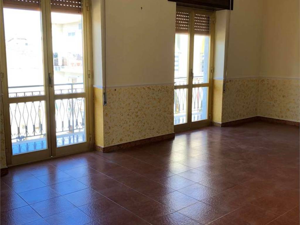 Appartamento a Mondragone in Via Pavese - Foto 3