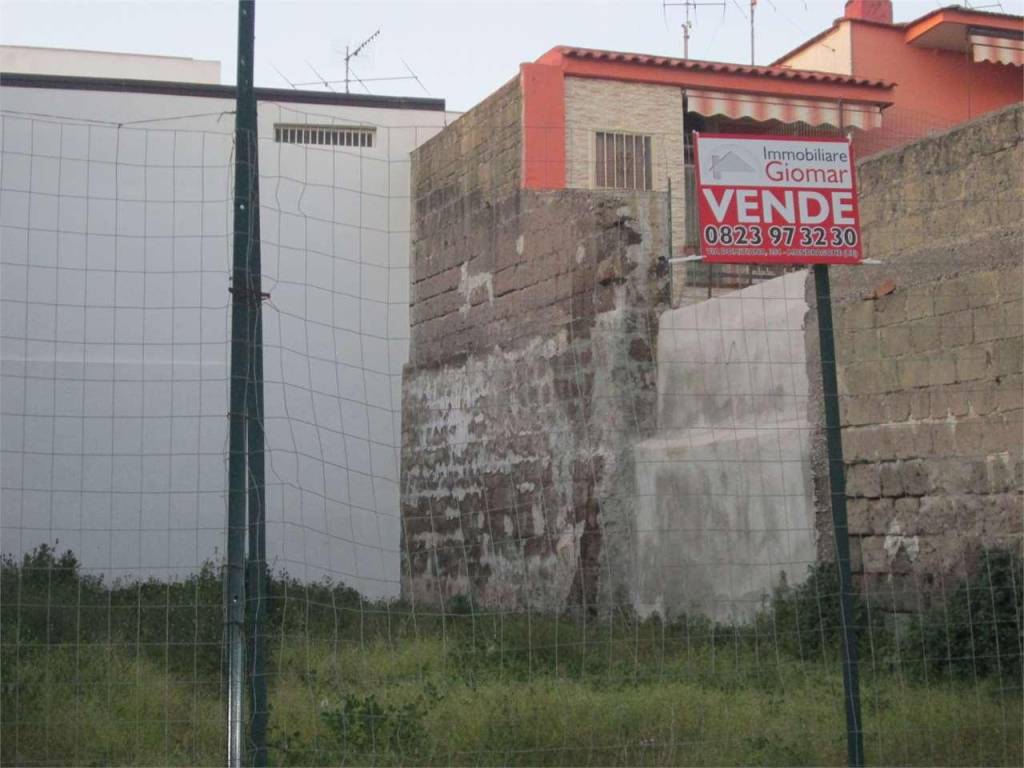 Rustico / casale a Mondragone in Via Montecicoli - Foto 2