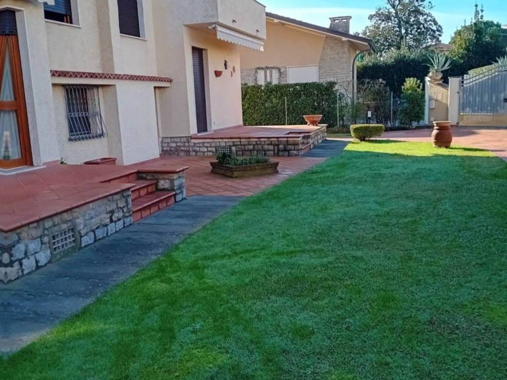 Villa a Pietrasanta in Via Tonfano, 177 - Foto 4