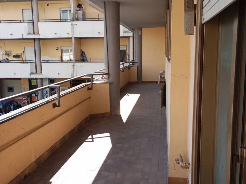 Appartamento a Magliano de' marsi in Piazza San Luigi Orione S.N.C. - Foto 2