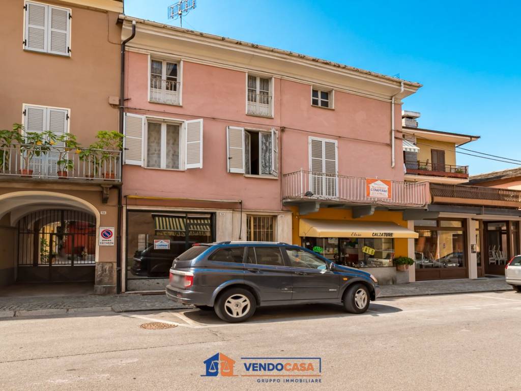 Casa indipendente a Caraglio in Via Roma, 158 - Foto 2