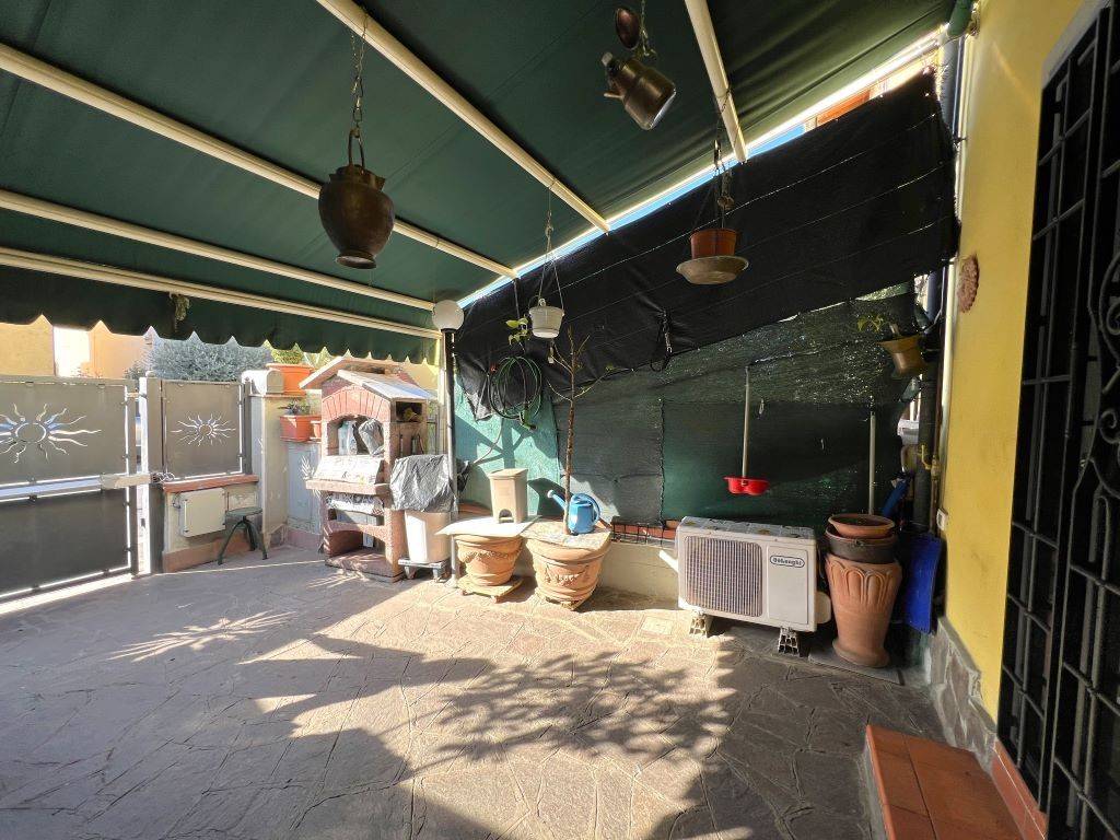 Casa indipendente a Campi bisenzio in Via Pistoiese - Foto 5