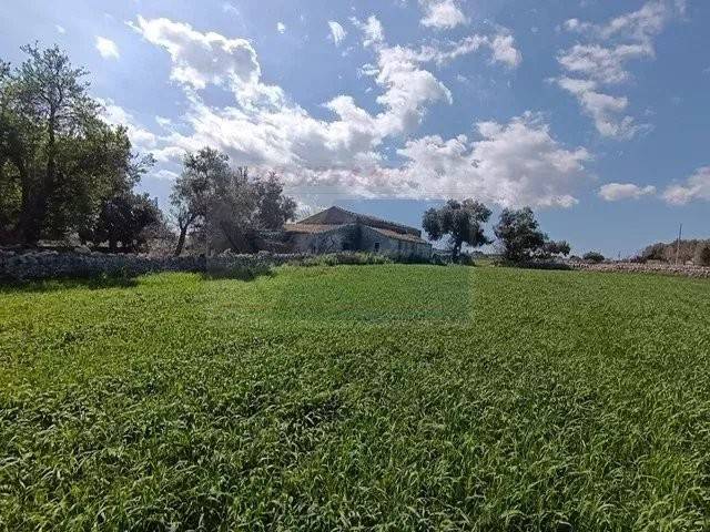 Villa a Canicattini bagni in Contrada Timpa Russa - Foto 2