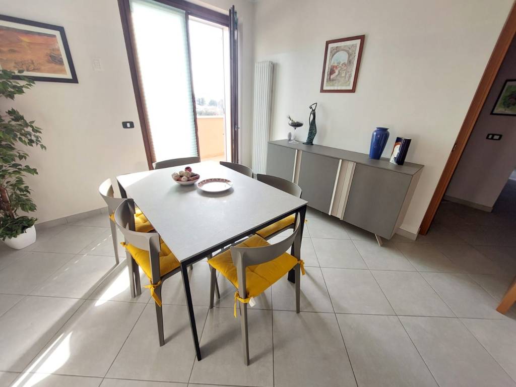 Appartamento a Nereto in Viale Europa, 31 - Foto 2