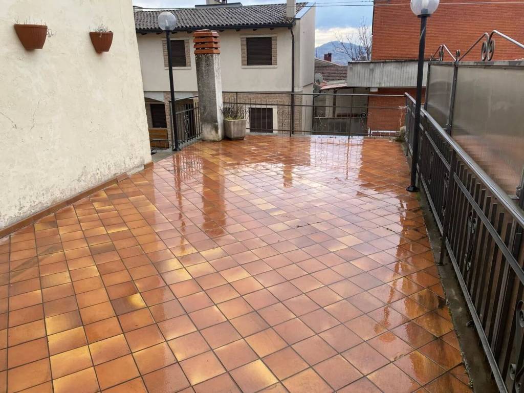 Villa a Massa d'albe in Piazza Xxiv Maggio S.N.C. - Foto 5