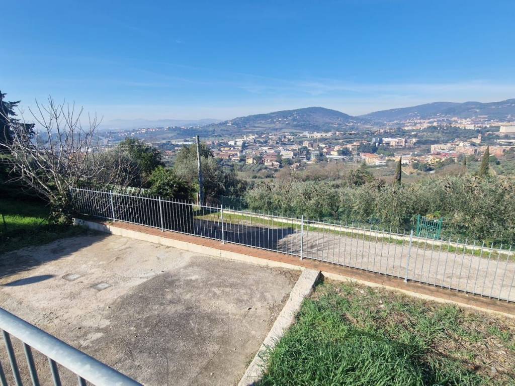 Appartamento a Perugia in Via Arcadia - Foto 2