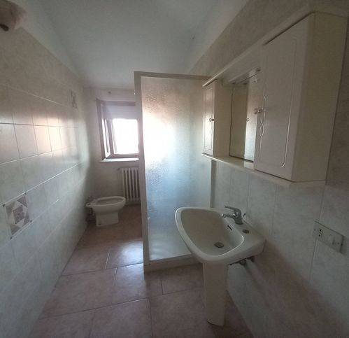 Appartamento a Borgomanero in Via Domenico Savio - Foto 4