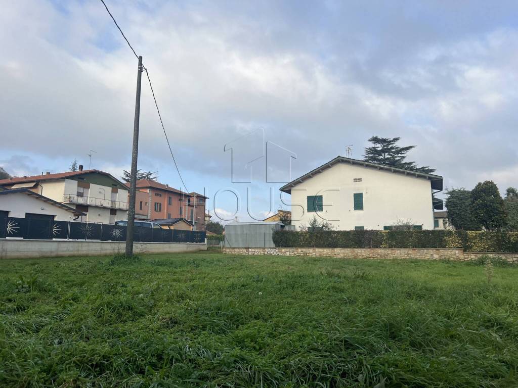 Terreno a Umbertide in Via dello SPort - Foto 5