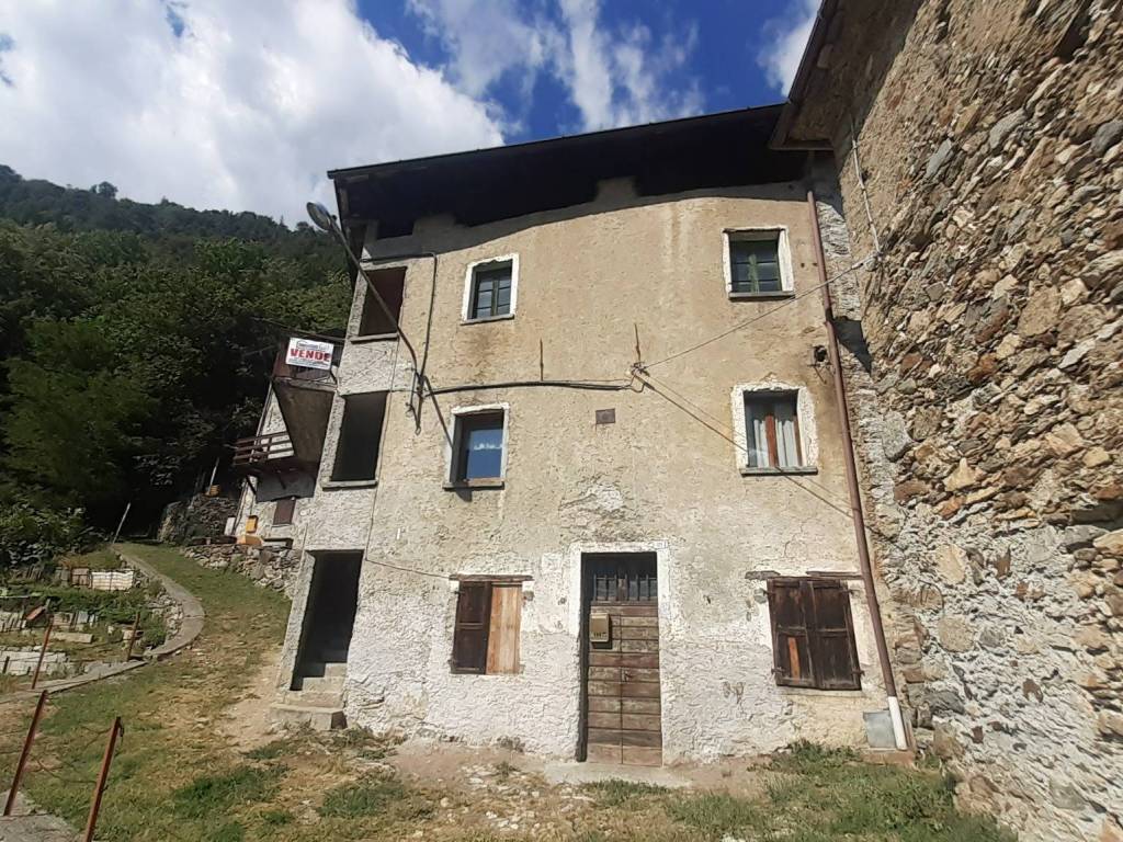 Casa indipendente a Tresivio in Via Sant'Abbondio - Foto 2