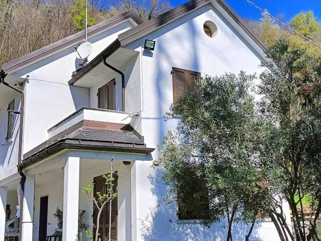 Villa a Domodossola in Via Calice Corte - Foto 2