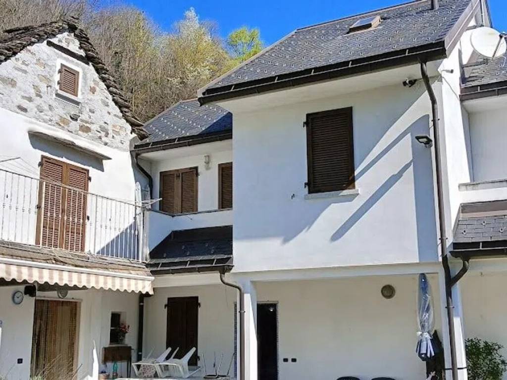Villa a Domodossola in Via Calice Corte - Foto 3
