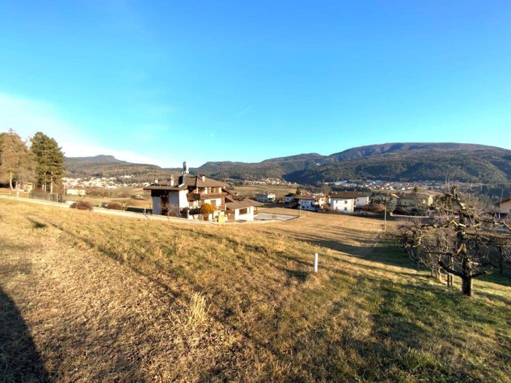 Terreno a Romeno - Foto 2