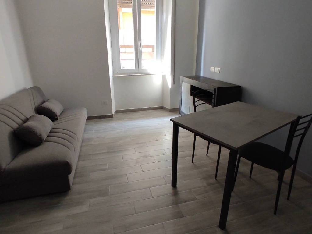 Appartamento a Novara in Viale Roma - Foto 4
