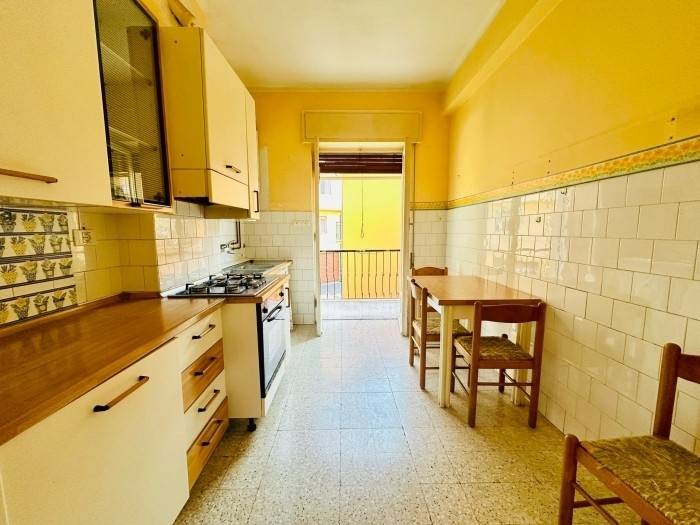 Appartamento a Imperia in Via IV Novembre - Foto 2