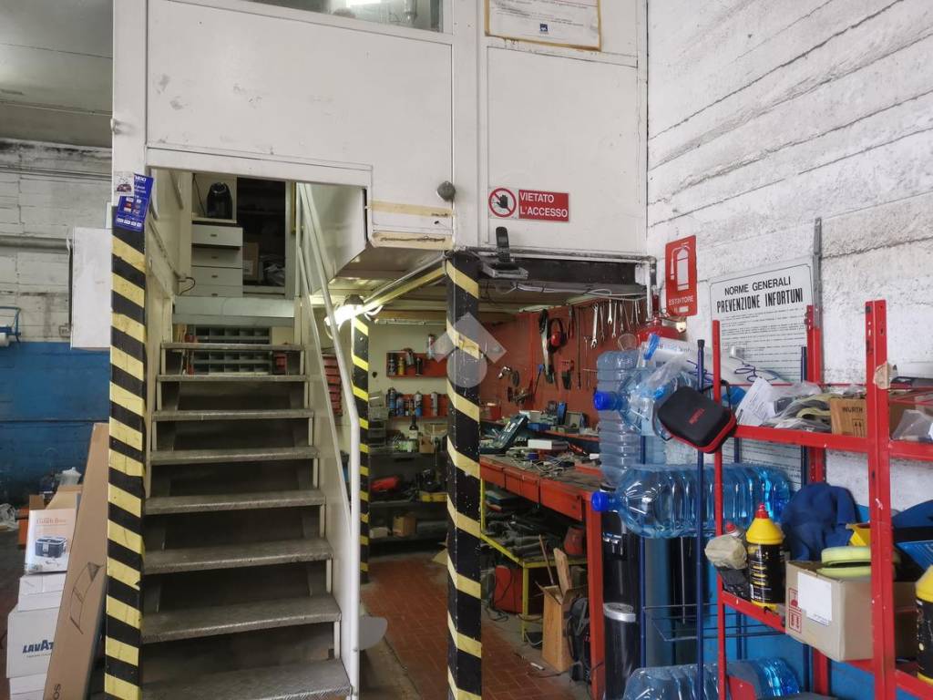 Immobile a Loano in Carrozziere Via Piave, 15 - Foto 3