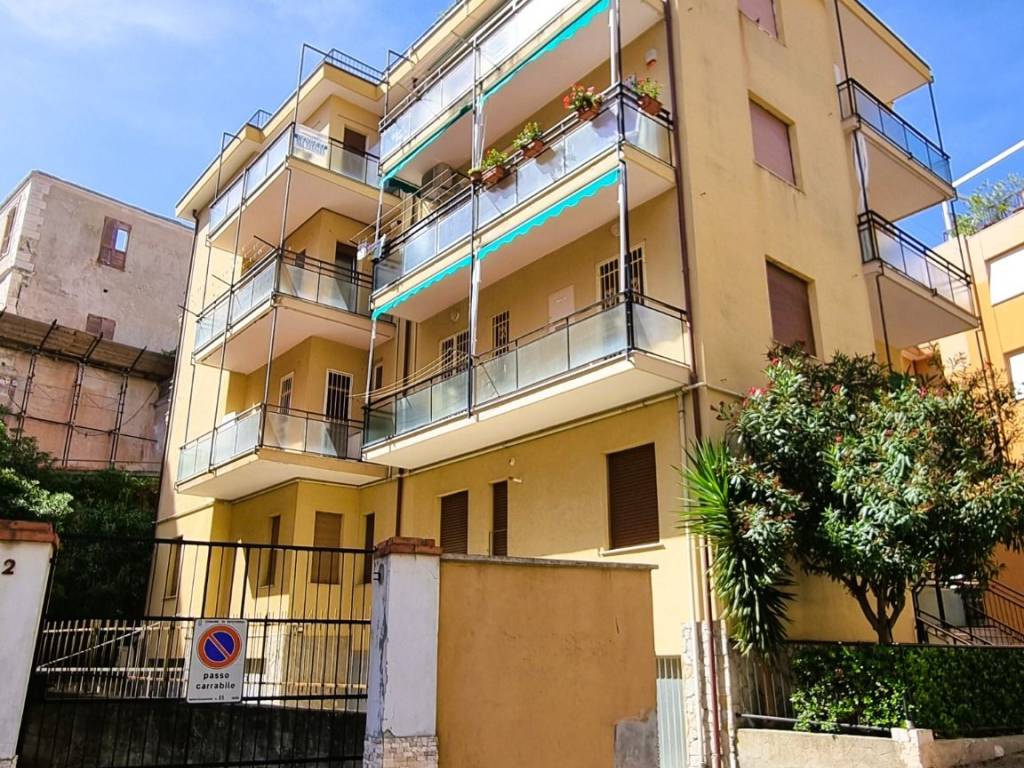 Appartamento a Spotorno in Via Laiolo - Foto 2