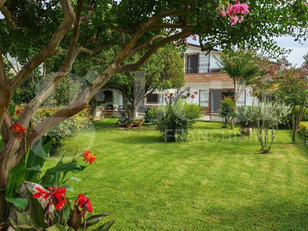 Villa a Venafro in Via Valerio Marziale, s/n - Foto 4