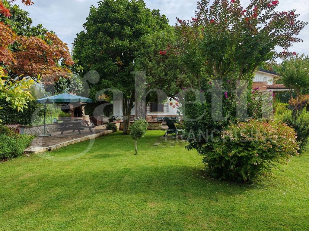 Villa a Venafro in Via Valerio Marziale, s/n - Foto 5