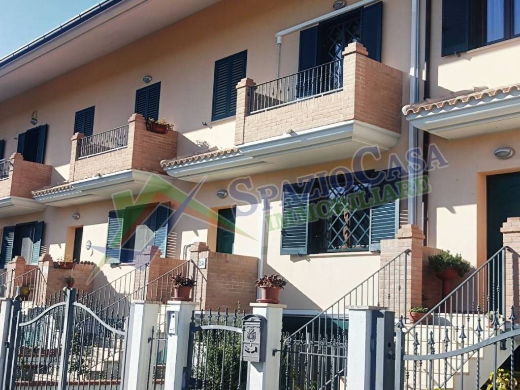 Villetta a schiera a Giulianova in Via Traversa Parere, 2 - Foto 3