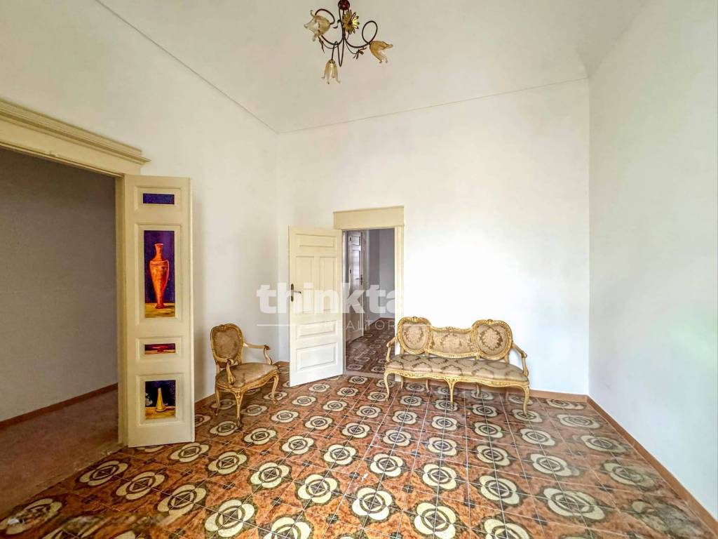Casa indipendente a Canicattini bagni in Via Garibaldi - Foto 2
