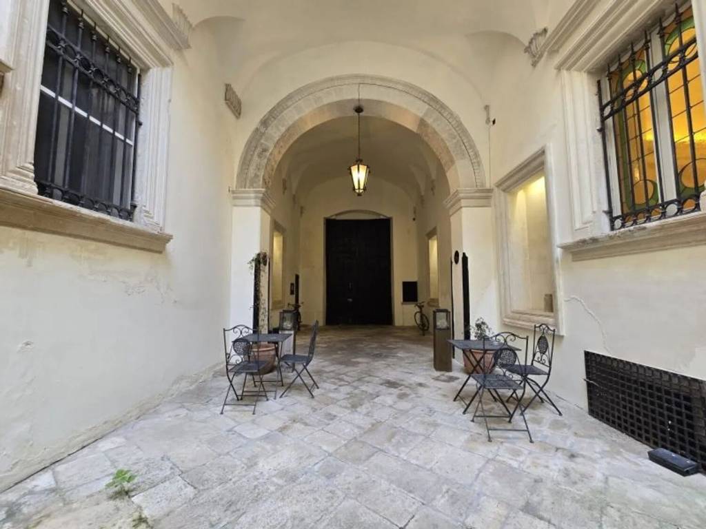 Palazzo / stabile a Lecce in Via Giuseppe Libertini No Number - Foto 5