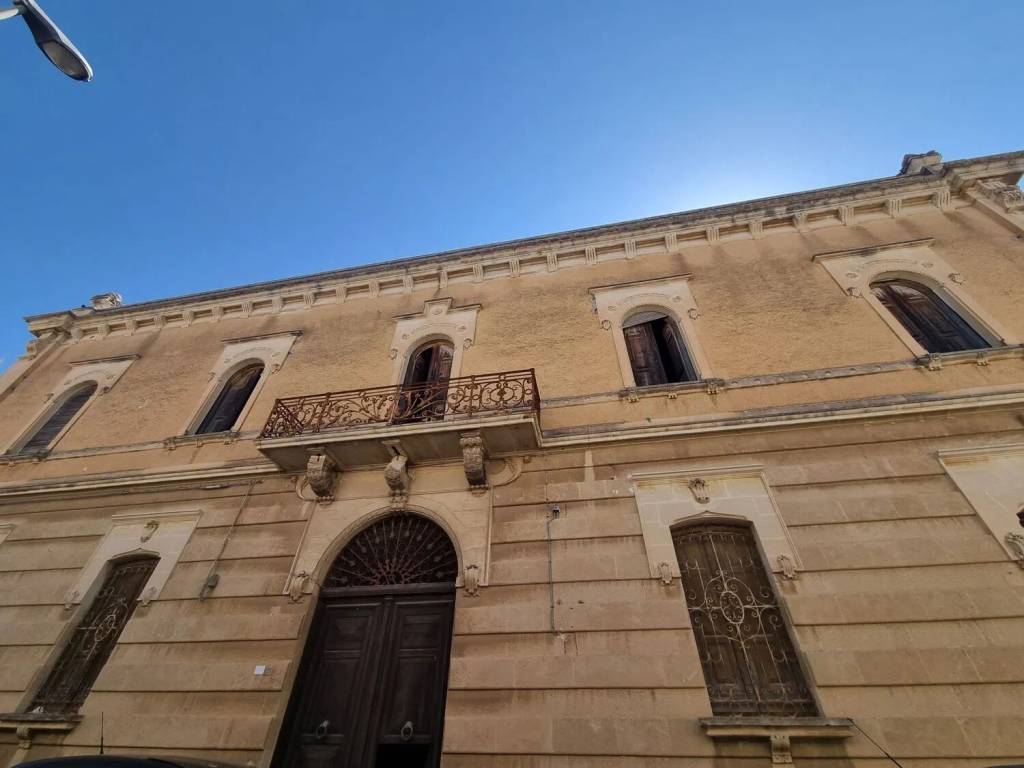 Villa a Squinzano in Via Gianfilippe, 3 - Foto 2