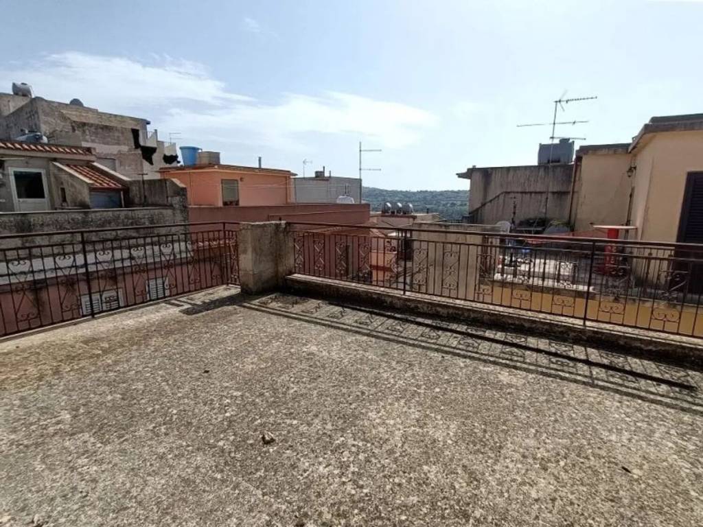 Villa a Modica in Via Toscanini, 3 - Foto 3