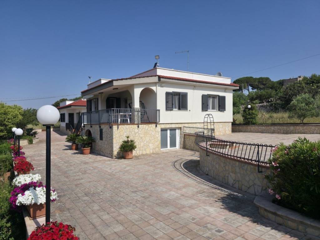 Villa a Martina franca in Strada Paretone - Foto 5