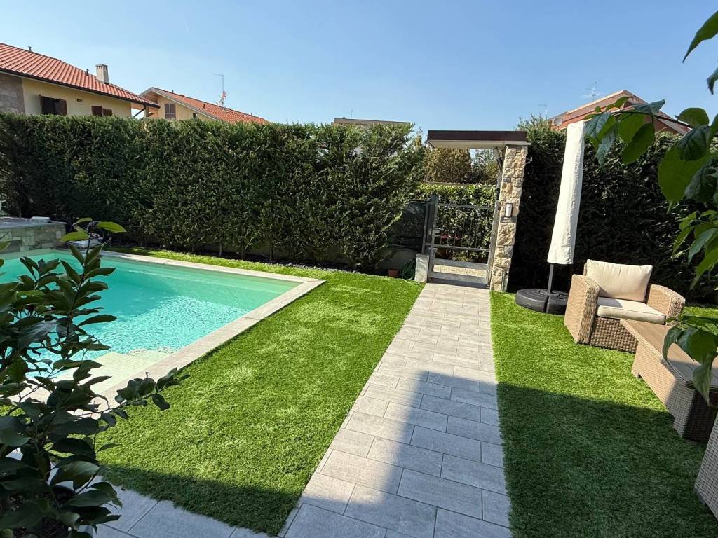Villa a Azzano san paolo in Via Roma, 32 - Foto 2