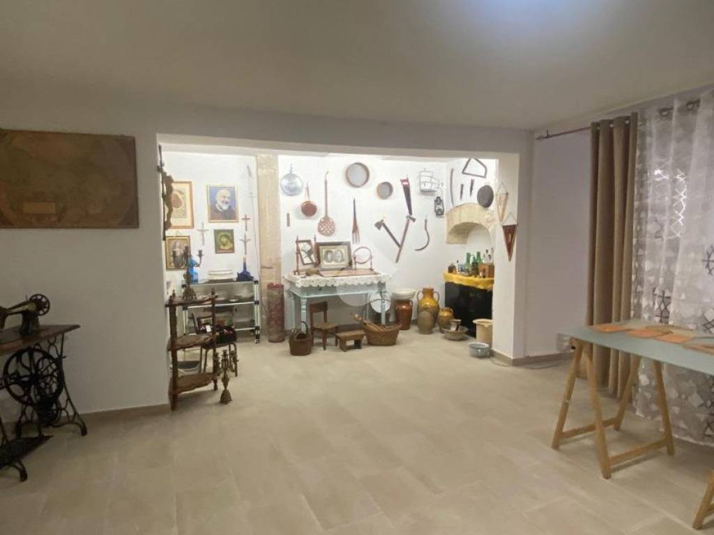 Box / garage a Barletta in Via Milazzo, 47 - Foto 2