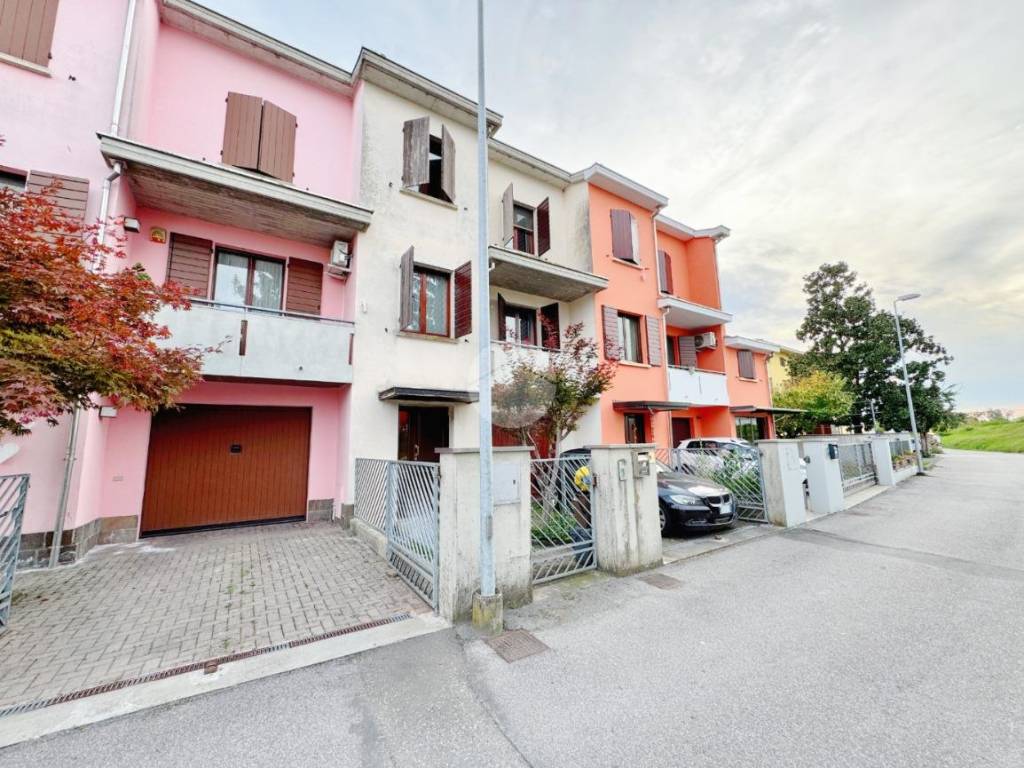 Villetta a schiera a Sorbolo mezzani in VIA DIALMA FERRARI, 9 - Foto 3