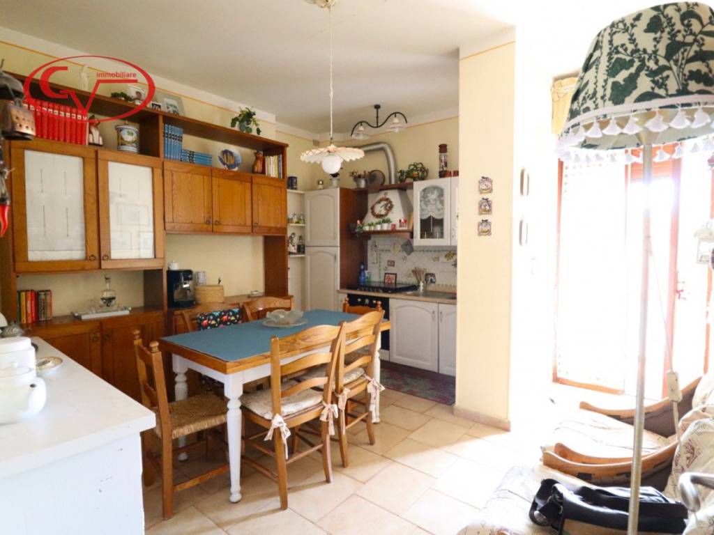 Appartamento a Montevarchi in Via 14 Luglio - Foto 5