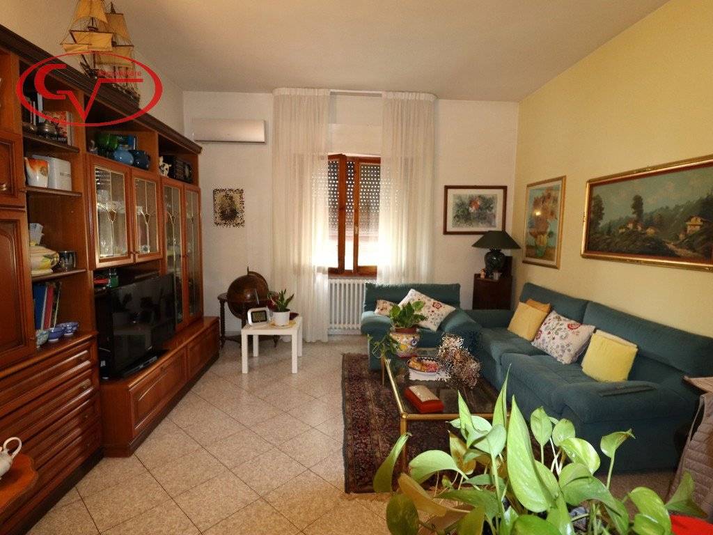Villetta a schiera a Montevarchi in Via dell'Oleandro - Foto 3