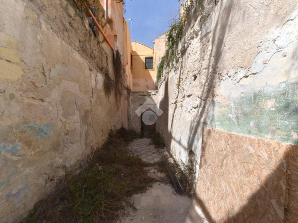 Appartamento a Cagliari in Via Vittorio Porcile, 52 - Foto 2