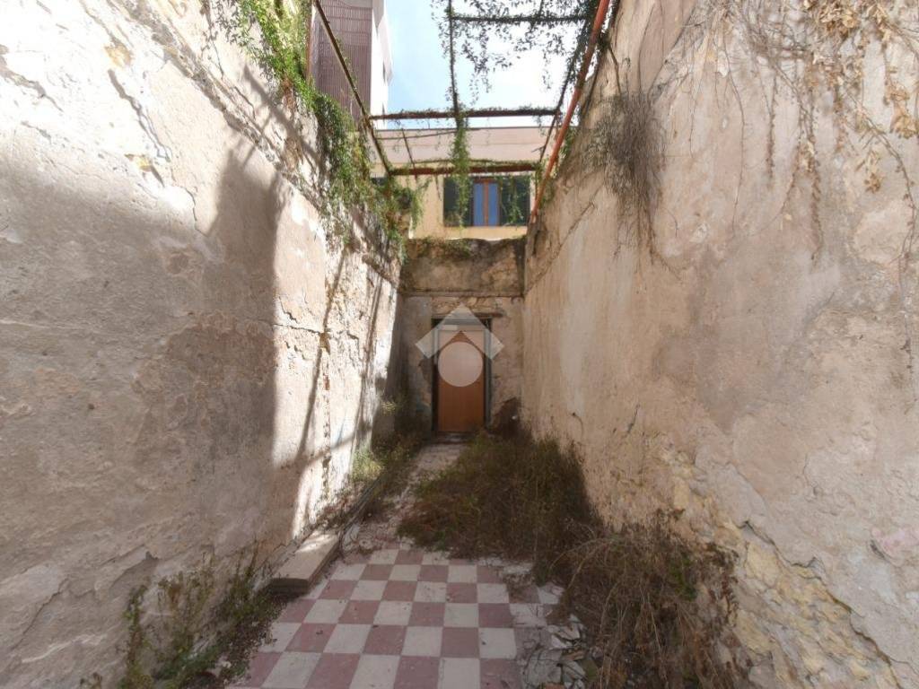Appartamento a Cagliari in Via Vittorio Porcile, 52 - Foto 3