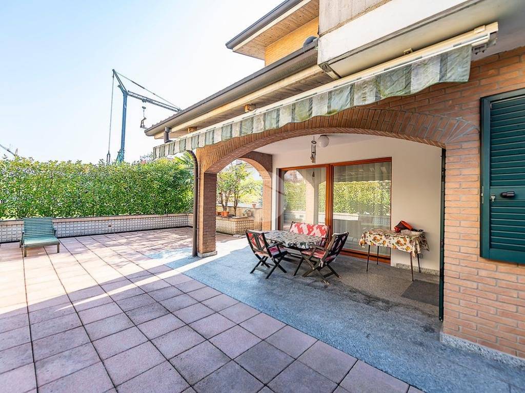 Villa a Uboldo in Via Don M. Tronconi, 9 - Foto 5