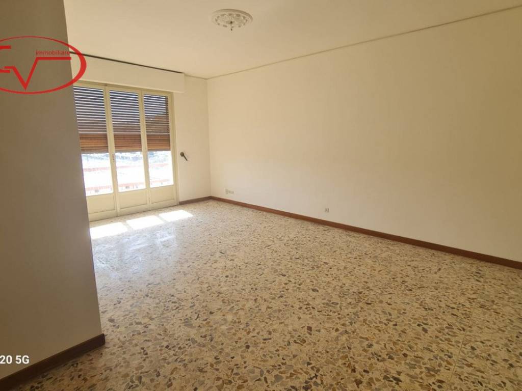 Appartamento a Montevarchi in Via Giacomo Puccini - Foto 4