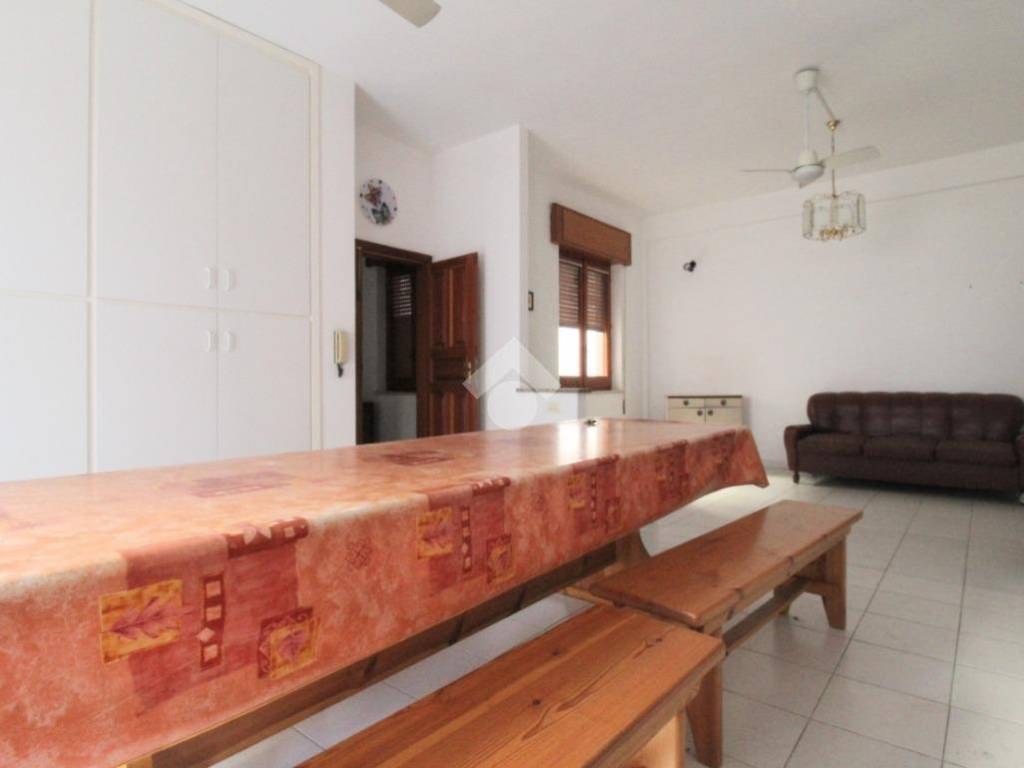 Casa indipendente a Isola di capo rizzuto in Via Luigi Longo, 5 - Foto 2