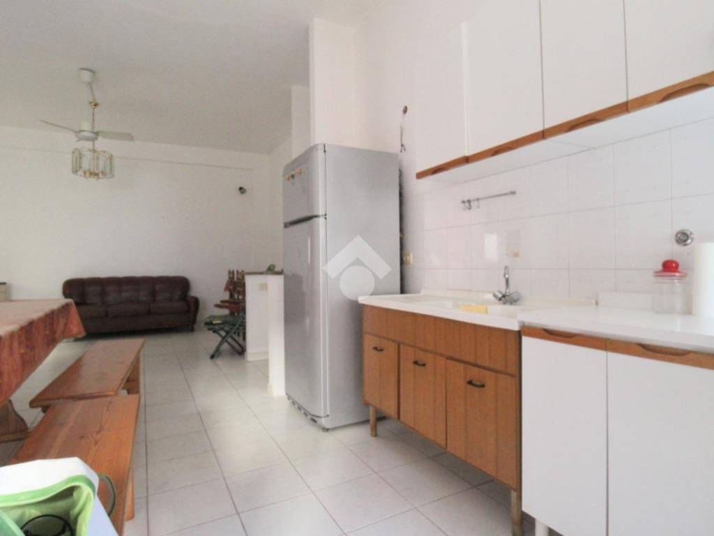 Casa indipendente a Isola di capo rizzuto in Via Luigi Longo, 5 - Foto 3