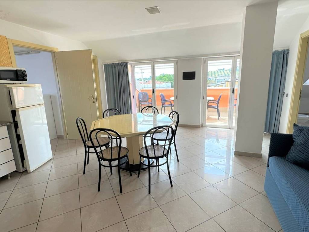 Appartamento a San benedetto del tronto in via Cherubini, 9 - Foto 3