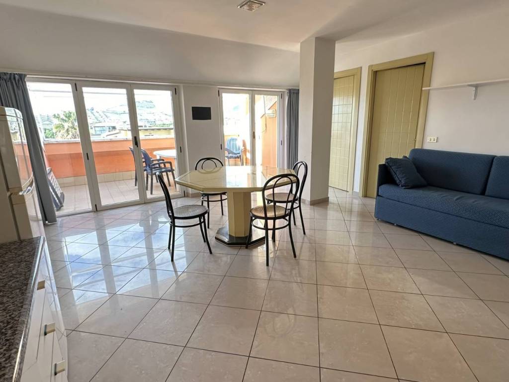 Appartamento a San benedetto del tronto in via Cherubini, 9 - Foto 4