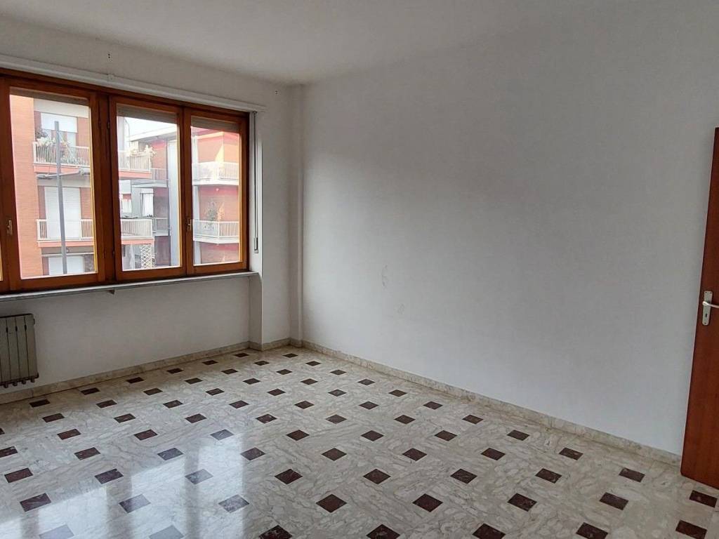 Appartamento a Alba in Via Dario Scaglione, 14 - Foto 4